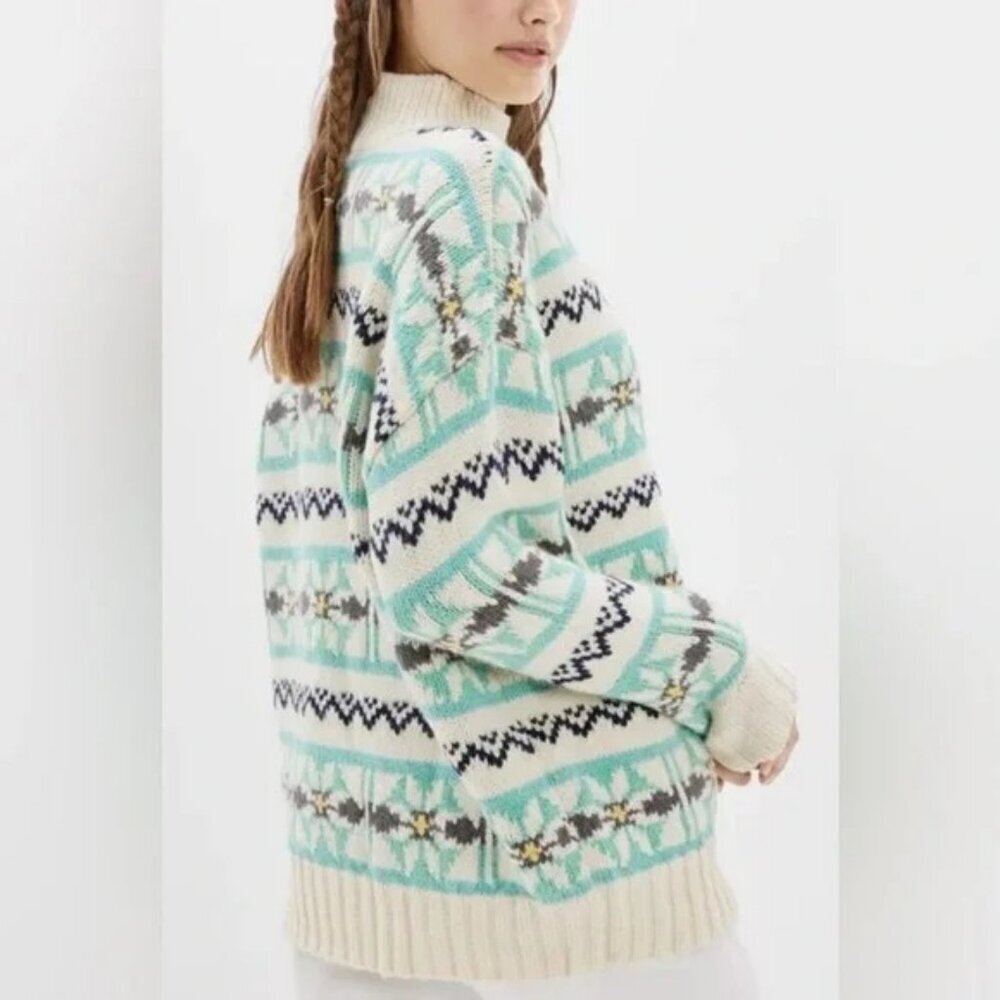 American Eagle Oversized Cozy Nordic Floral Sweater Size XS